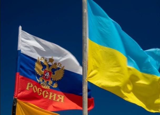 На сайте президента Украины разместили петицию с предложением писать "Россия" с маленькой буквы